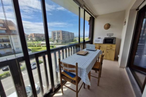 Comfortable two-room nest with sea view